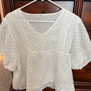 White boutique top, never worn